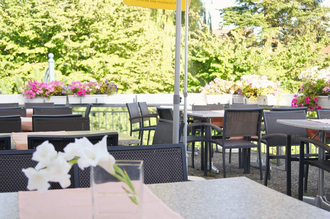 Hotel Gasthof Kreuz Bad Buchau Exteriör bild